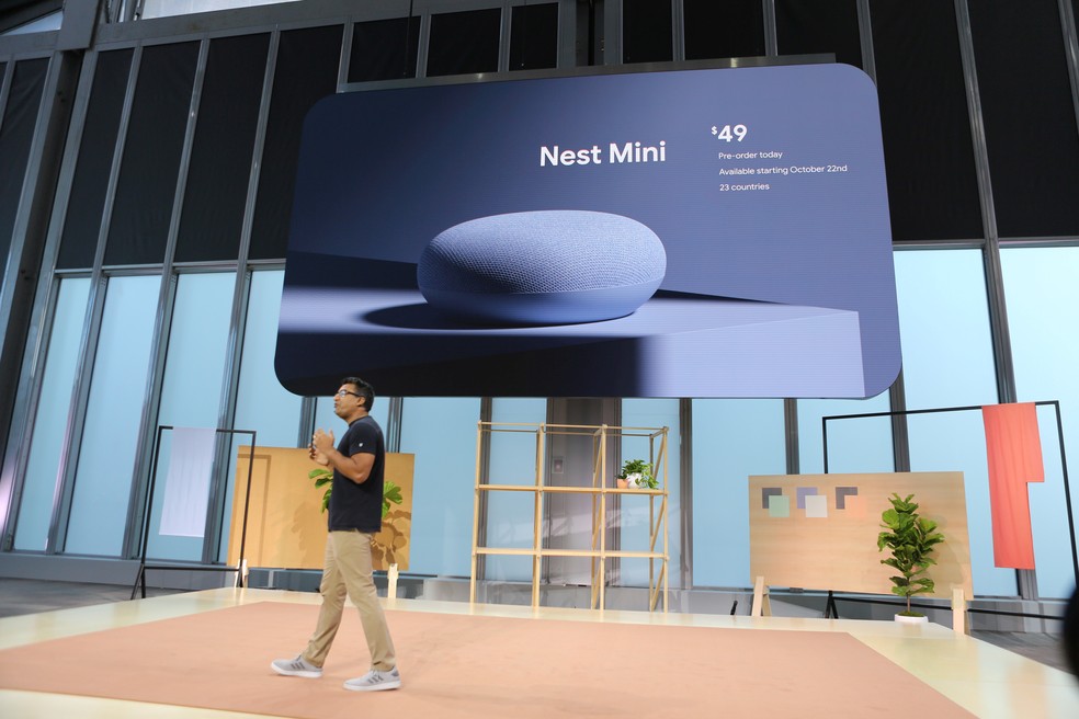 Nest Mini é anunciado em evento do Google. — Foto: Jefferson Siegel/Reuters