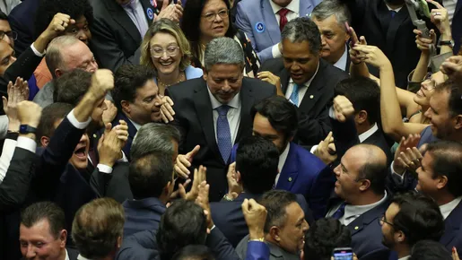 Sadi: Lula brinca com Lira e pede a ele 'um pouquinho' de votos