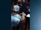 Vídeo mostra confronto entre ambulantes e guardas, em Goiânia