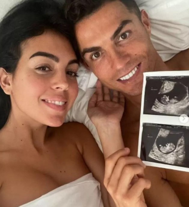 Cristiano Ronaldo e Georgina Rodriguez posam juntos  (Foto: Reprodução Instagram)