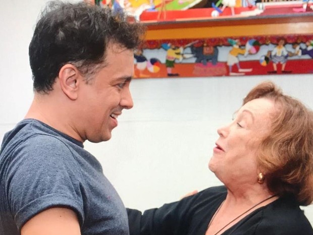 Rodrigo Fagundes construiu laços de amizade com Nicette Bruno em Pega Pega (Foto: Reprodução/Instagram)