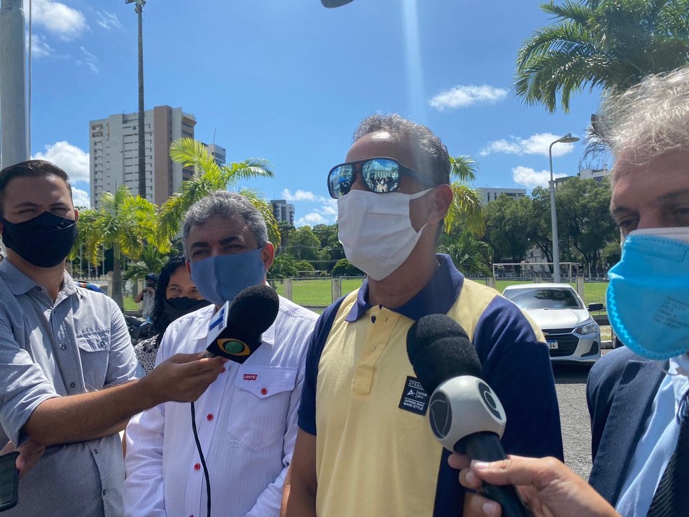 Gooey Day Beforehand Homem que levou tiro da PM em ato contra Bolsonaro e perdeu globo ocular  relata problema no outro olho: 'visão embaçada' | Pernambuco | G1