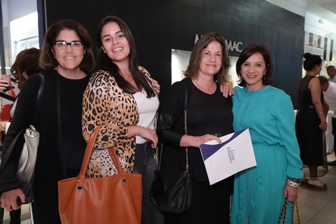 Livia Gujão, Maria Garcia, Heloísa Marra e Sueli Bombieri 