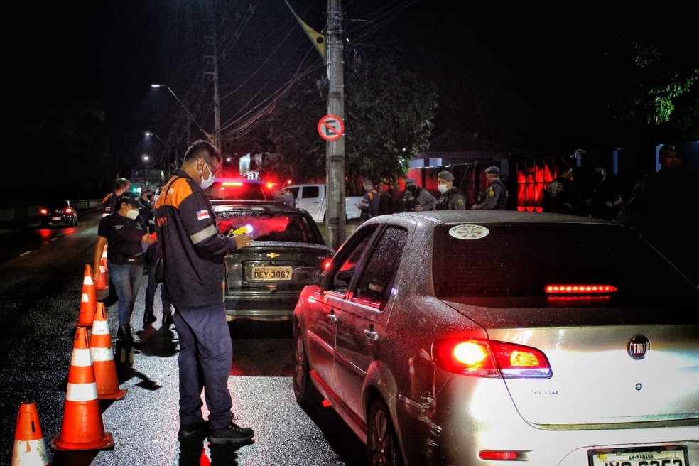 Ainda durante a operação, quatro motoristas foram flagrados dirigindo sob efeito de álcool. — Foto: Divulgação