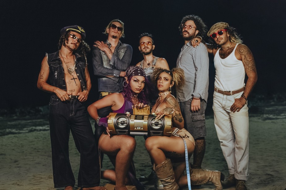 Luísa e os Alquimistas e Potyguara Bardo lançam versão piseiro de 'Cadernin'; veja clipe