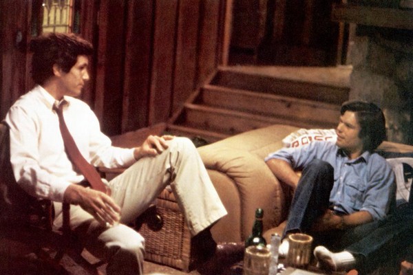 O ator Harry Hamlin em cena de Fazendo Amor (1982) (Foto: Reprodução)