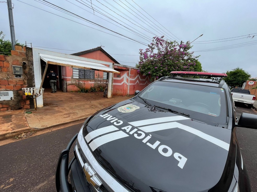 Polícia está em vários endereços de Campo Grande cumprindo mandados de prisão e de busca e apreensão — Foto: Polícia Civil/Divulgação