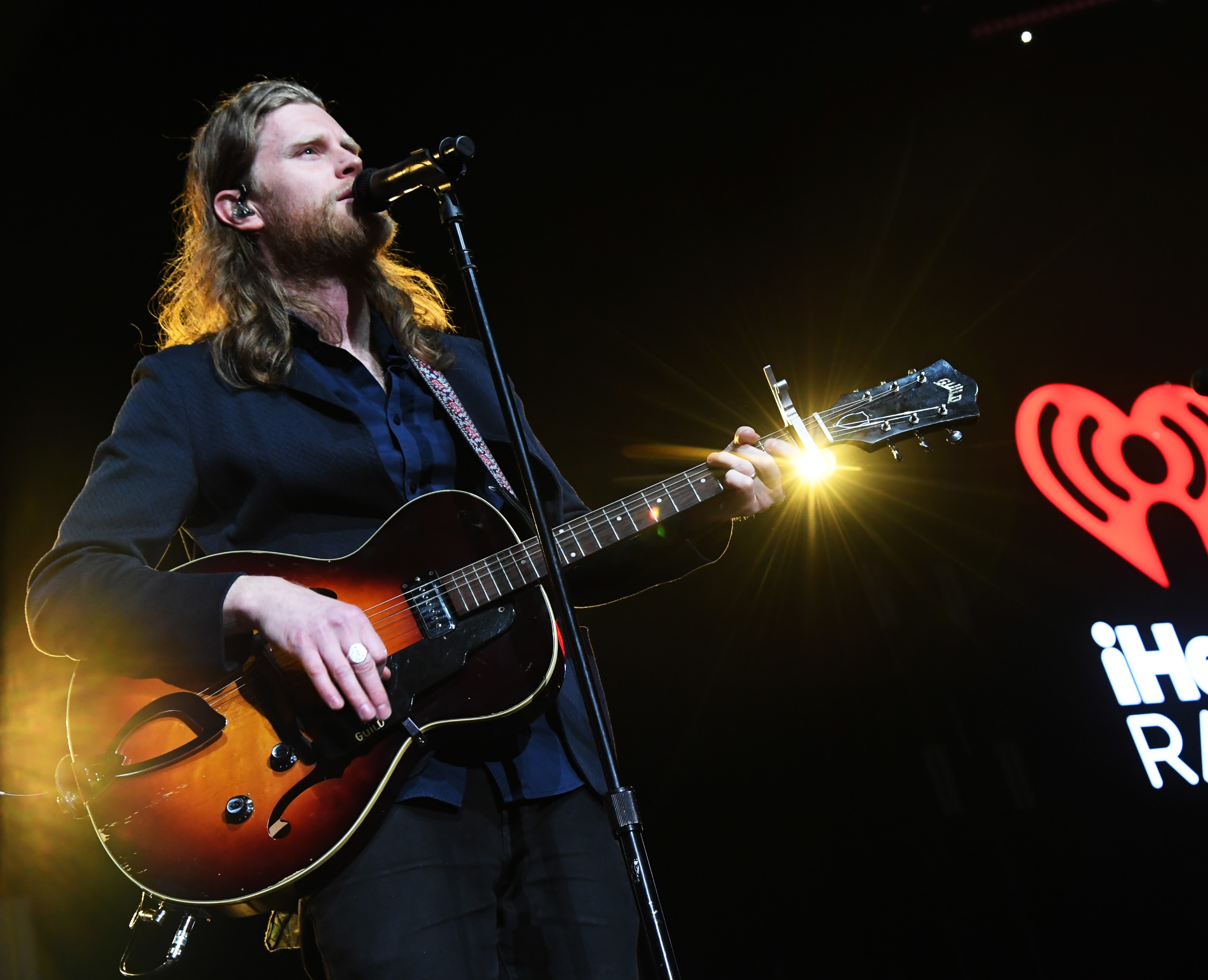 INGLEWOOD, CALIFORNIA - JANUARY 18: (FOR EDITORIAL USE ONLY) Wesley Schultz of The Lumineers performs onstage at the 2020 iHeartRadio ALTer EGO at The Forum on January 18, 2020 in Inglewood, California. (Photo by Jeff Kravitz/FilmMagic for iHeartMedia ) (Foto: FilmMagic for iHeartMedia)