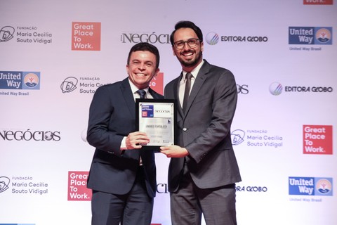Unimed Fortaleza, representada pelo presidente da empresa, Elias Leite, foi uma das premiadas na categoria Grandes Empresas