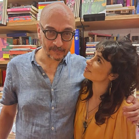 Maria Ribeiro e Sérgio Rodrigues (Foto: Rafael Sento Sé)