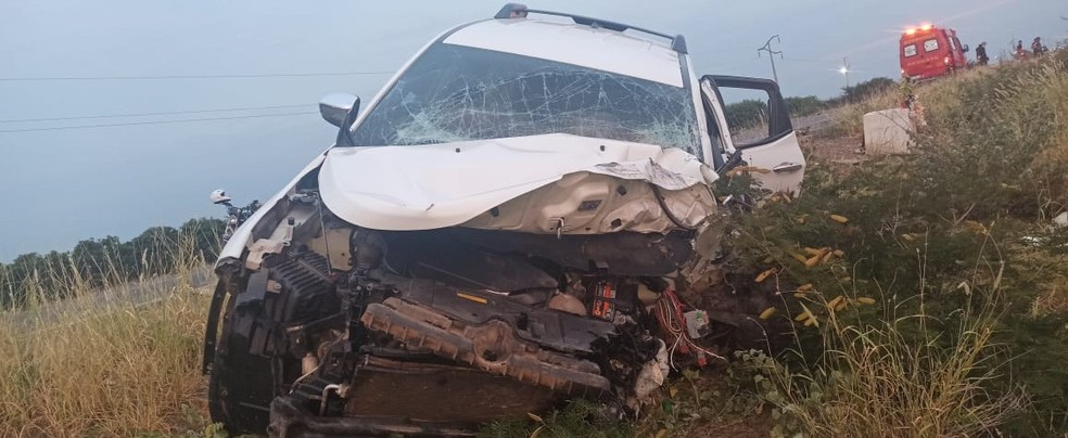 Motorista morre em acidente em Petrolina — Foto: Divulgação/ PRF