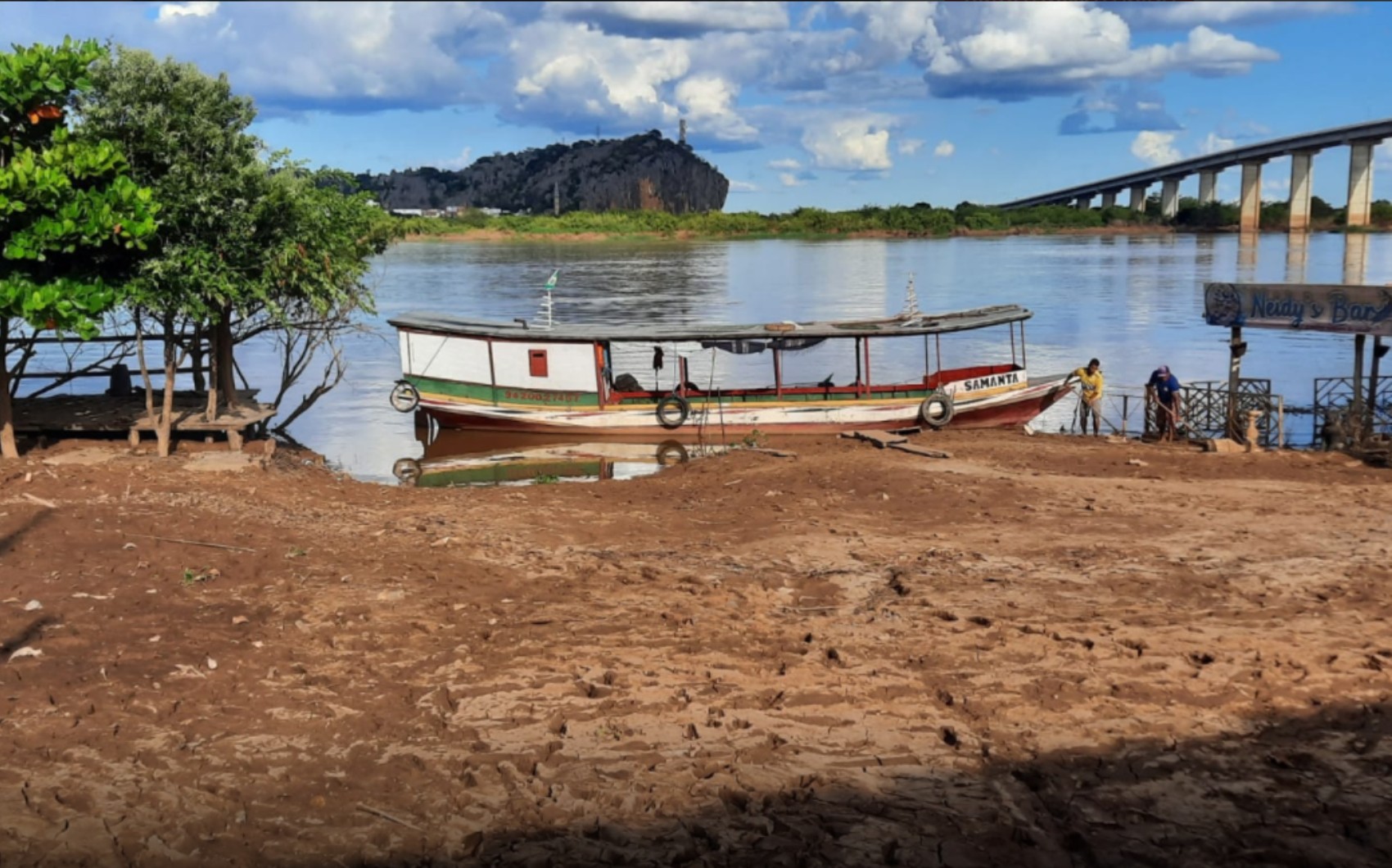 Nível do Rio São Francisco reduz após cheia histórica e ribeirinhos retornam às casas no oeste da Bahia