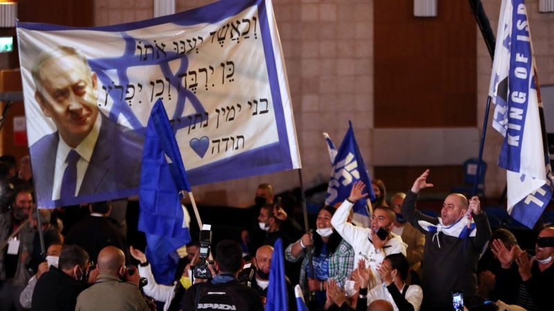 A eleição foi amplamente vista como um referendo sobre a liderança de Benjamin Netanyahu (Foto: Reuters via BBC)