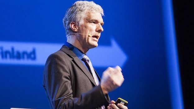 O diretor de educação da OCDE destaca que número baixo de professores com especialização no Brasil também afeta resultados no Pisa. 'A primeira coisa que você como aluno percebe é se o seu professor realmente domina a matéria que ele está ensinando', destaca (Foto: DIVULGAÇÃO/OCDE via BBC News Brasil) O diretor de educação da OCDE destaca que número baixo de professores com especialização no Brasil também afeta resultados no Pisa. 'A primeira coisa que você como aluno percebe é se o seu professor realmente domina a matéria que ele está ensinando', destaca (Foto: DIVULGAÇÃO/OCDE via BBC News Brasil)