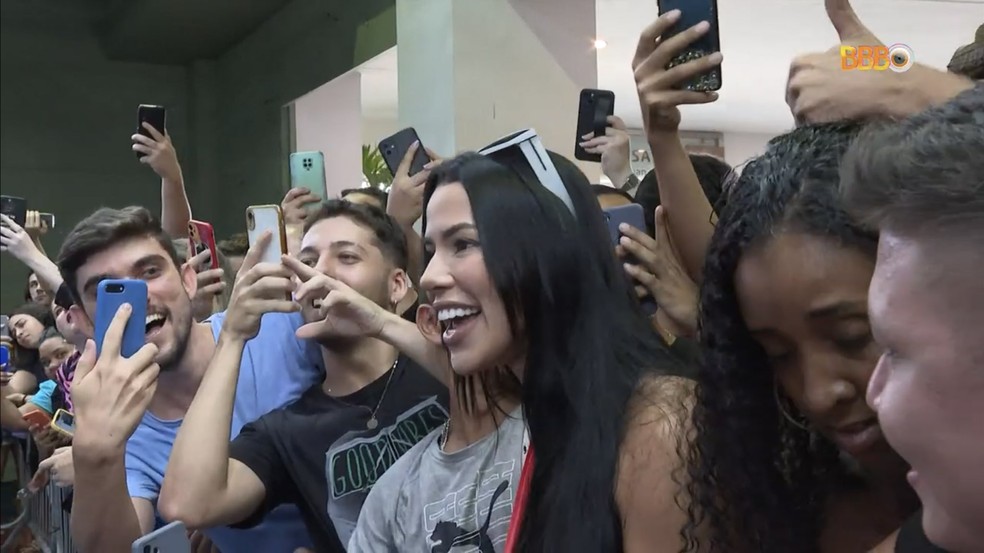 Larissa Tom&aacute;sia visitou a Casa de Vidro do BBB 23 &mdash; Foto: Reprodu&ccedil;&atilde;o