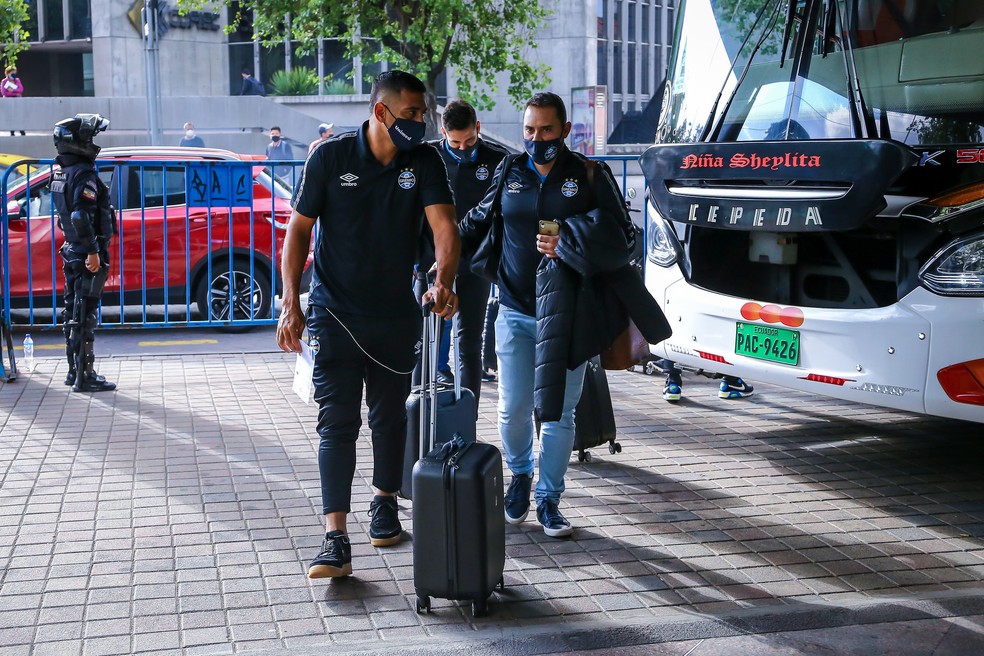 Após alteração da Conmebol, Grêmio chega ao Paraguai na noite desta quarta-feira