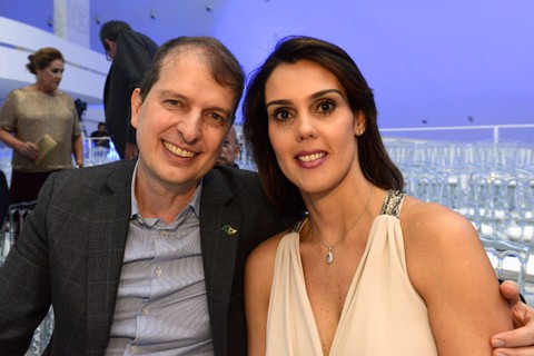 Rafael Lucchesi e Rafaela Monsa