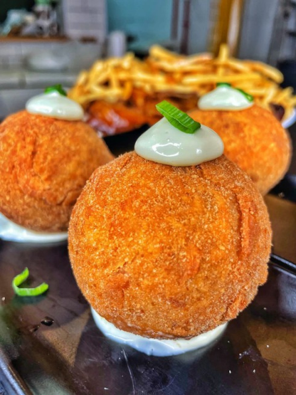 O bolinho de costela é hit no Zona Sul da Zona Norte — Foto: Divulgação/Rafaela Mendes