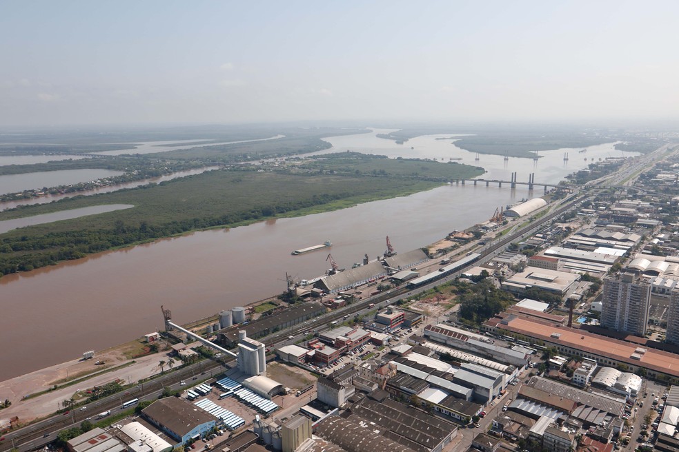 Antiga zona portuária de Porto Alegre: revitalização vai ser afetada pela redução na previsão de investimentos, diz prefeitura (Foto: Luciano Lanes/PMPA)