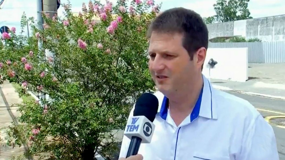 Para o médico Ricardo Paoliello, denunciar foi a forma que ele encontrou de ajudar os pacientes — Foto: TV TEM/Reprodução