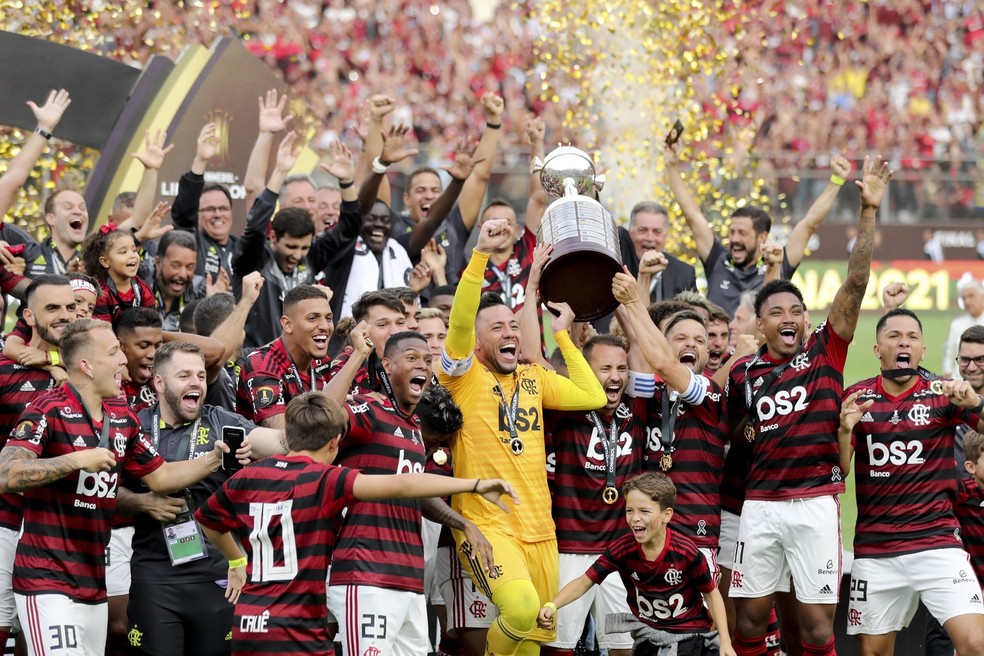 Flamengo é bicampeão da Libertadores da América — Foto: AP Photo/Fernando Vergara