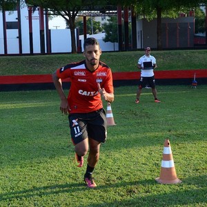 Analisado há dois meses, Michel não quer deixar passar chance no Grêmio