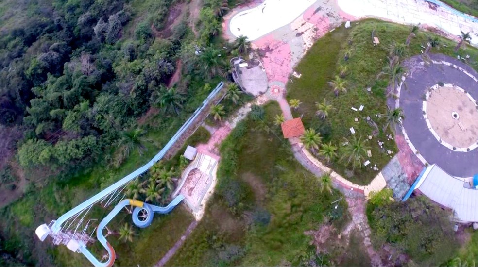 Prefeitura afirma não ver possibilidade de reativação do Parque Aquático que custou R$ 2 milhões; área deve ser colocada à venda (Foto: TV TEM/Reprodução)