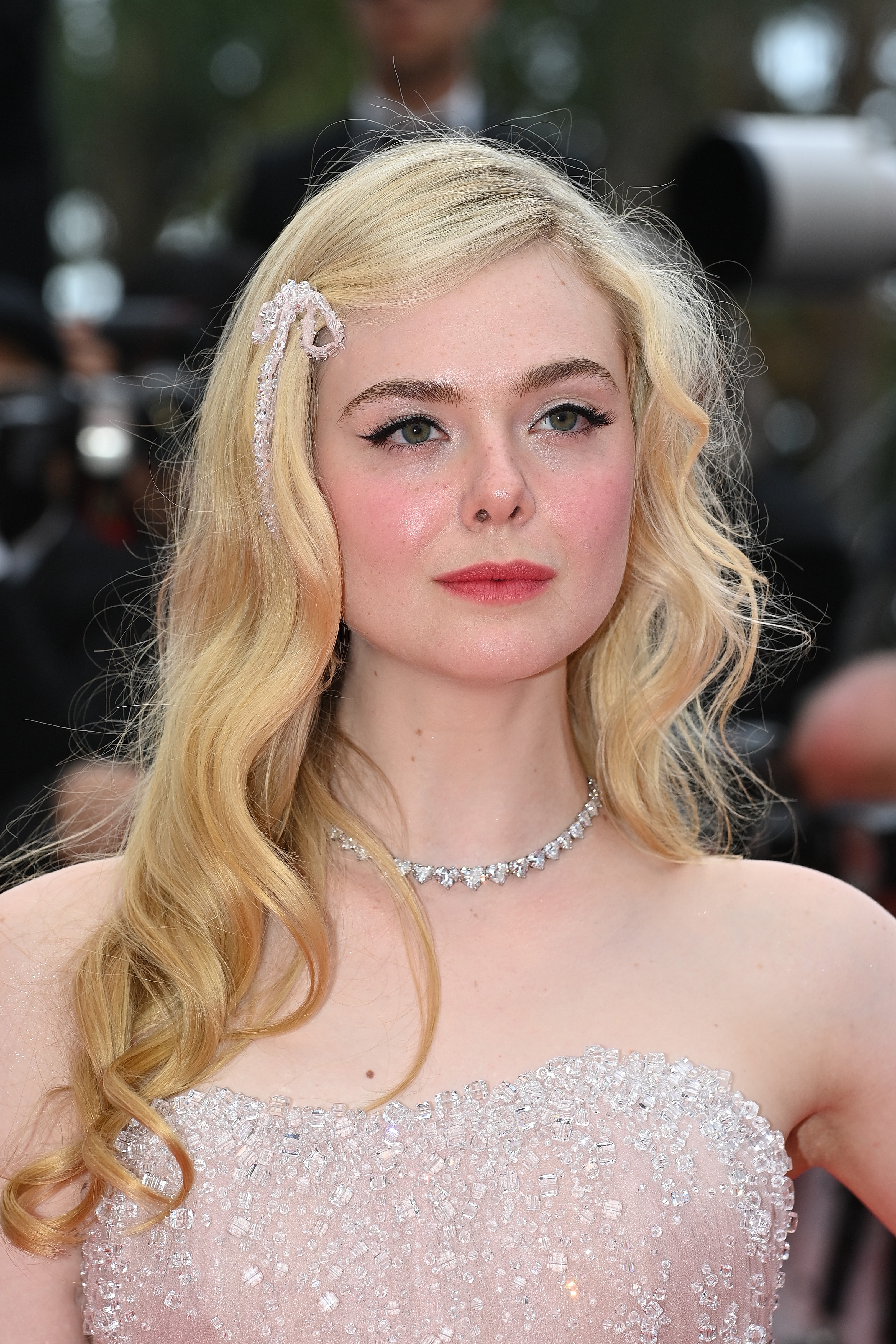 CANNES, FRANCE - MAY 18: Elle Fanning attends the screening of "Top Gun: Maverick" during the 75th annual Cannes film festival at Palais des Festivals on May 18, 2022 in Cannes, France. (Photo by Pascal Le Segretain/Getty Images) (Foto: Getty Images)