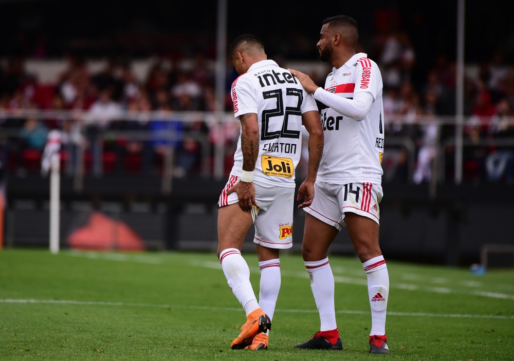 Desde 2014: Éverton soma 18 lesões e um número elevado de ausências nos jogos por Flamengo e São Paulo