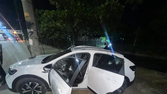 Troca de tiros entre suspeitos e PMs na Avenida Brasil termina com um morto e dois presos