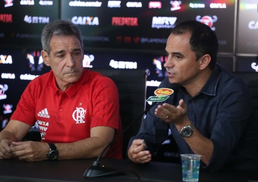 Carpegiani e Rodrigo Caetano foram demitidos um dia apÃ³s a derrota para o Botafogo (Foto: Gilvan de Souza / Flamengo)