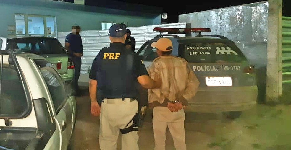 O homem foi preso na sexta-feira (09) em Ouricuri.  â Foto: PRF