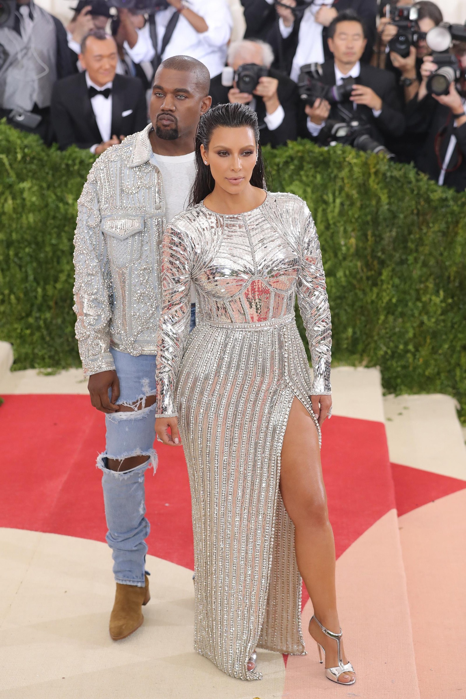 Kanye West e Kim Kardashian no Met Gala de 2016