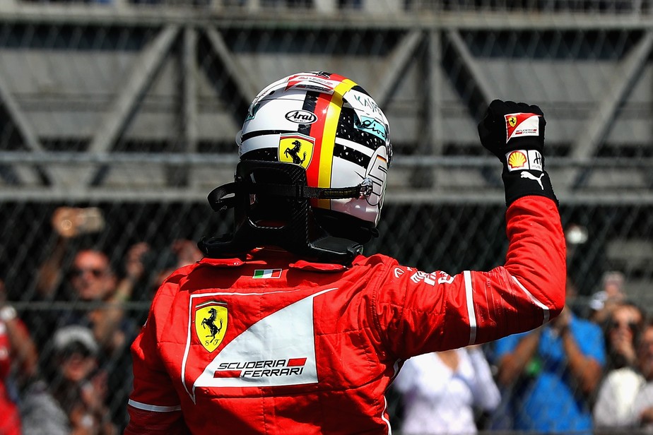 Com cronômetro zerado, Vettel tira pole de Verstappen e mantém viva briga pelo título