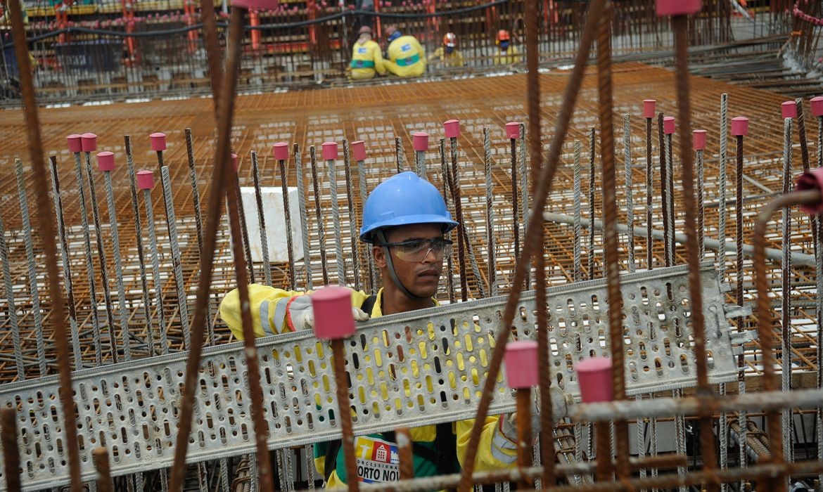 Falta de material e custos impactam a indústria da construção (Foto: Arquivo/Tânia Rêgo/Agência Brasil)