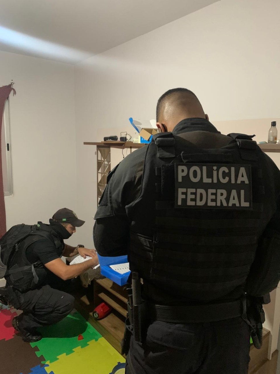 A Polícia Federal deflagrou nesta terça-feira (29) a Operação “Teseu” para desarticular organização criminosa responsável pelo transporte de drogas e munições da região de fronteira seca do Brasil com a Bolívia para a região Nordeste do País — Foto: PF/MT