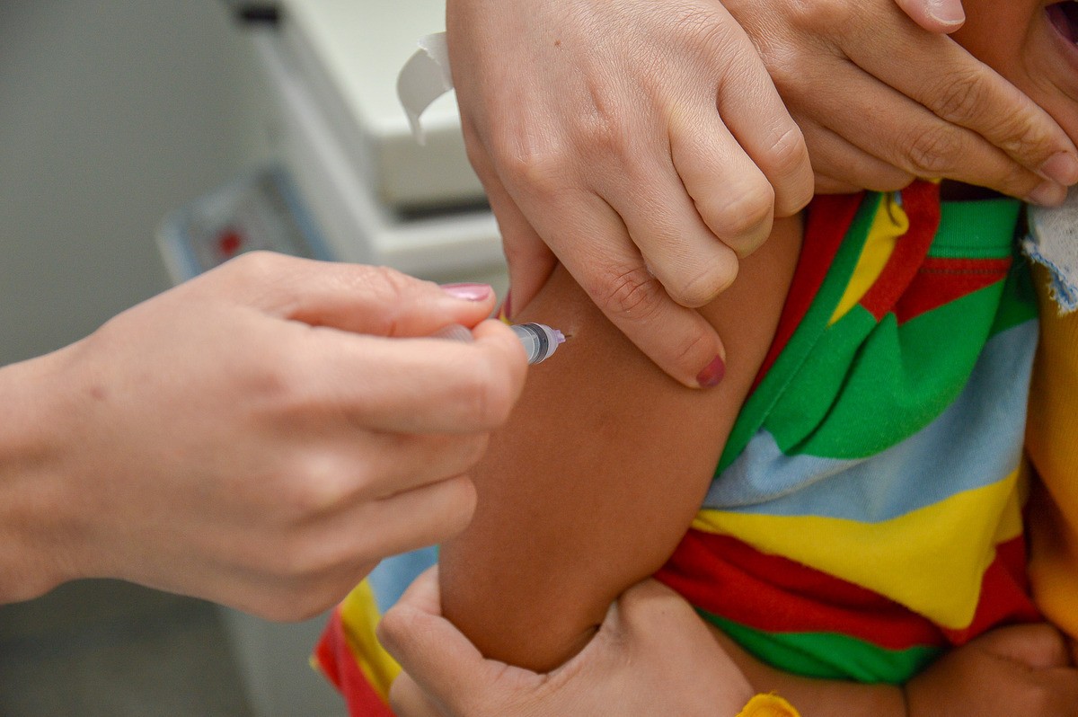 Vacinação contra Covid é aplicada em crianças durante evento infantil no Jaraguá, Maceió