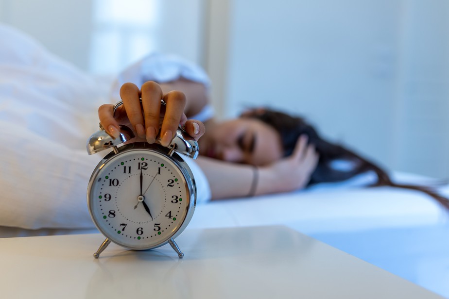 Por que tantas pessoas estão preferindo acordar (muito) cedo?