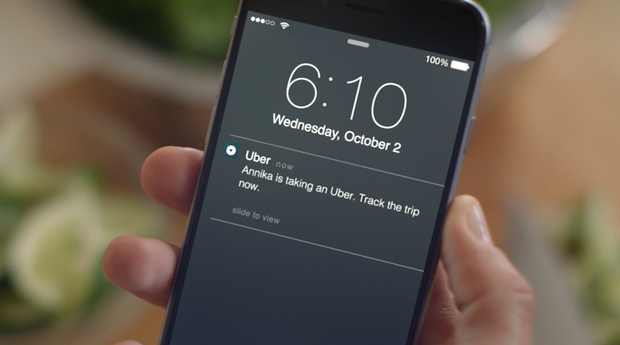 Recurso do Uber envia notificação quando um membro da família pega um carro (Foto: Divulgação)