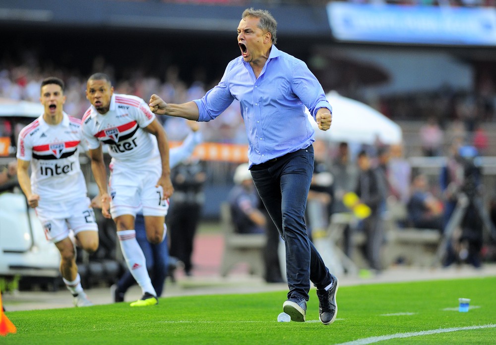 Aguirre destaca confiança e união do São Paulo: 