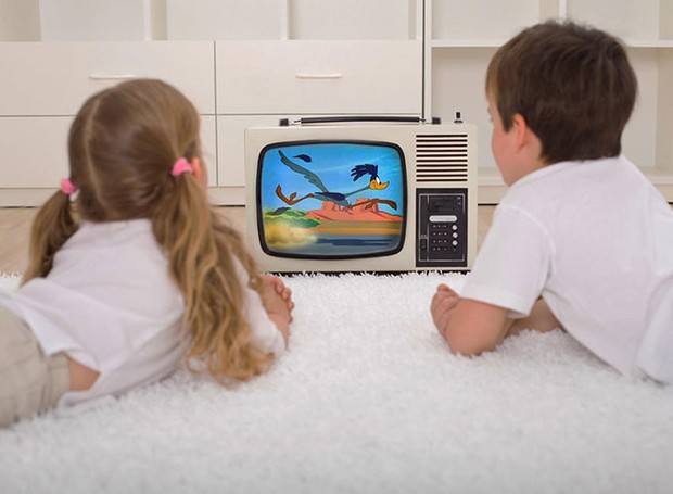 Até os cinco anos de idade, o tempo de tela é de até uma hora (Foto: Kids Screen)