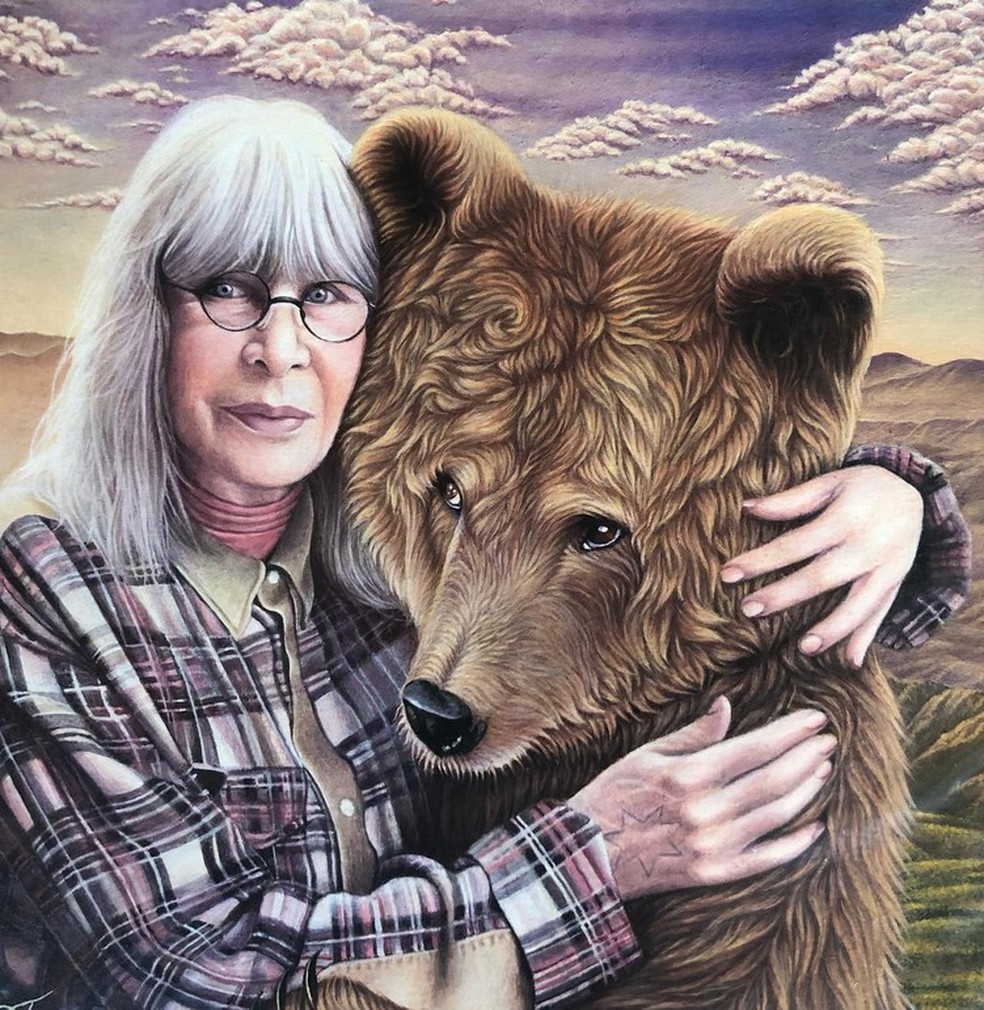 Rita Lee e a ursa Rowena &mdash; Foto: Reprodu&ccedil;&atilde;o/Instagram @ziggyinsane