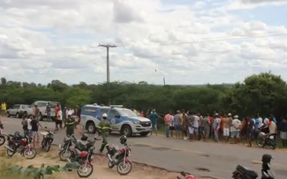 #Bahia: Quatro homens são eletrocutados enquanto tentavam fazer uma ligação clandestina de energia elétrica