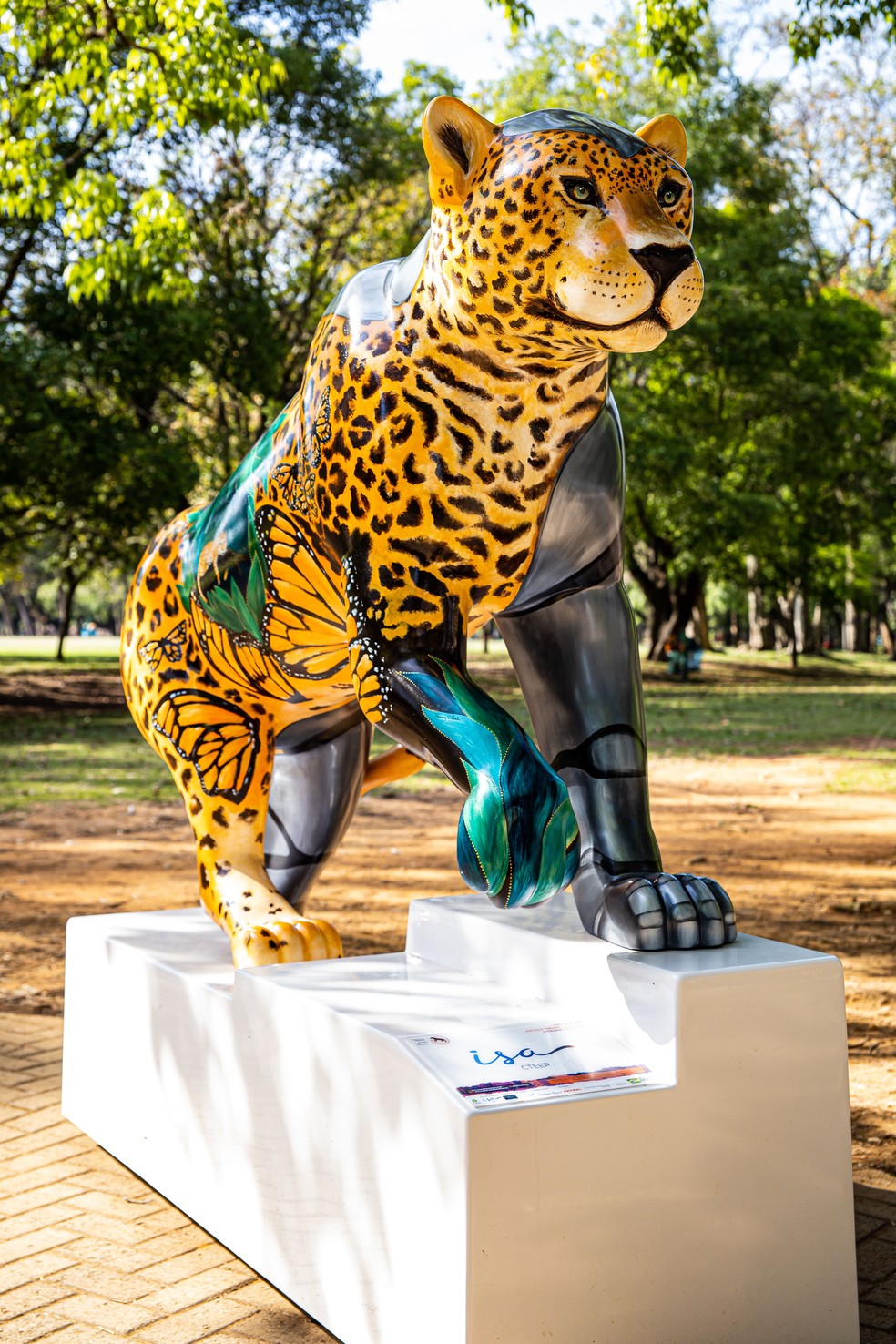 Exemplar de onça da Jaguar Parade em São Paulo — Foto: Luan Almeida/Divulgação