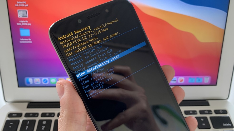 Selecione a opção indicada — Foto: Reprodução/Helito Beggiora