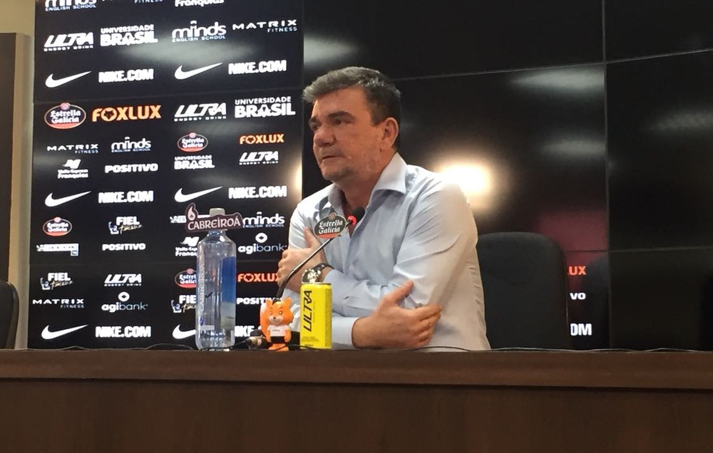 Corinthians fica indignado com FPF por advertência  
