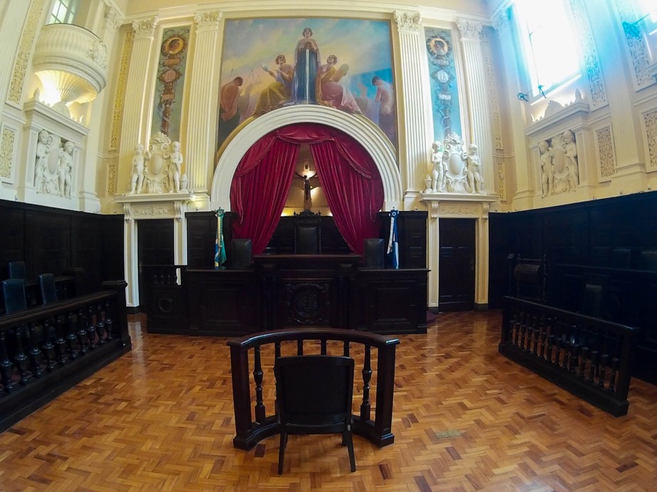 O Salão Histórico do I Tribunal do Júri, no Museu da Justiça, onde será realizado o júri simulado