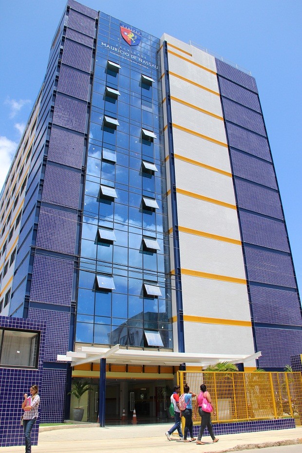 G1 - Nassau comemora credenciamento de Centro Universitário - notícias ...