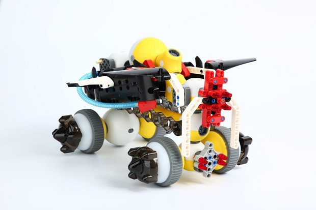 Brinquedo permite que crianças construam seus próprios robôs  (Foto: Reprodução)