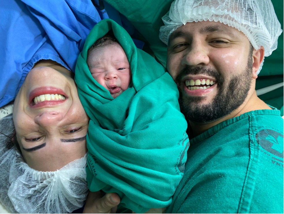 Segundo parto de Emiliany foi leve segundo descreveu — Foto: Arquivo pessoal